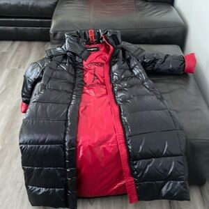 Classy coat for winter days.  Pit to pit measurements 22 inches. Length 45 in